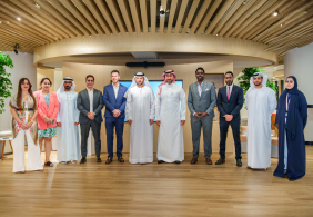 e& enterprise and Salesforce announce CX partnership in UAE